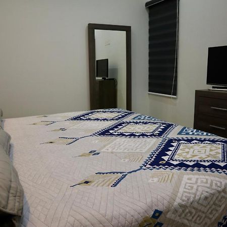 Appartamento Departamento Nuevo A 3 Min De La Playa Mazatlán Esterno foto